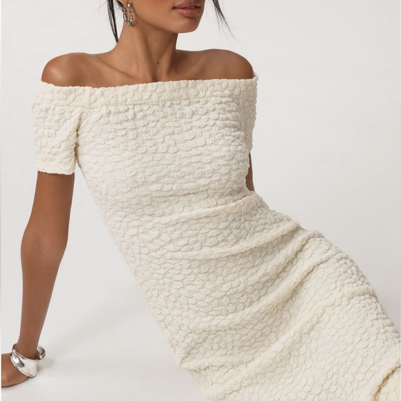 English Factory Ivory Of The Shoulder Dress - Picture 2 of 9